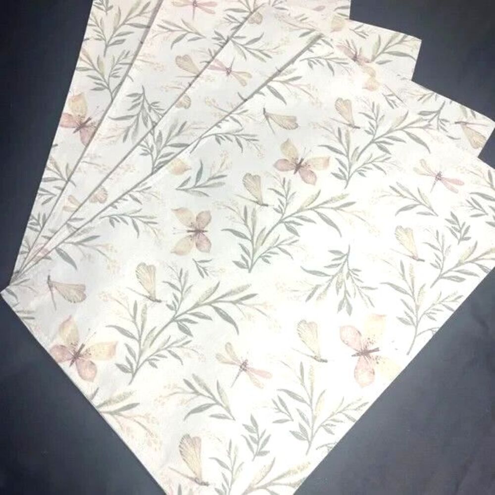 New Dragonfly Badgley Mischka Floral Table Linens /Cream/Green 19 X 13